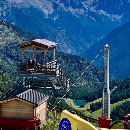 Les Chalets Fleurs De France - Kota Saint-Dalmas Екстер'єр фото