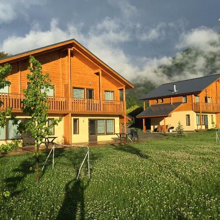 Les Chalets Fleurs De France - Kota Saint-Dalmas Екстер'єр фото