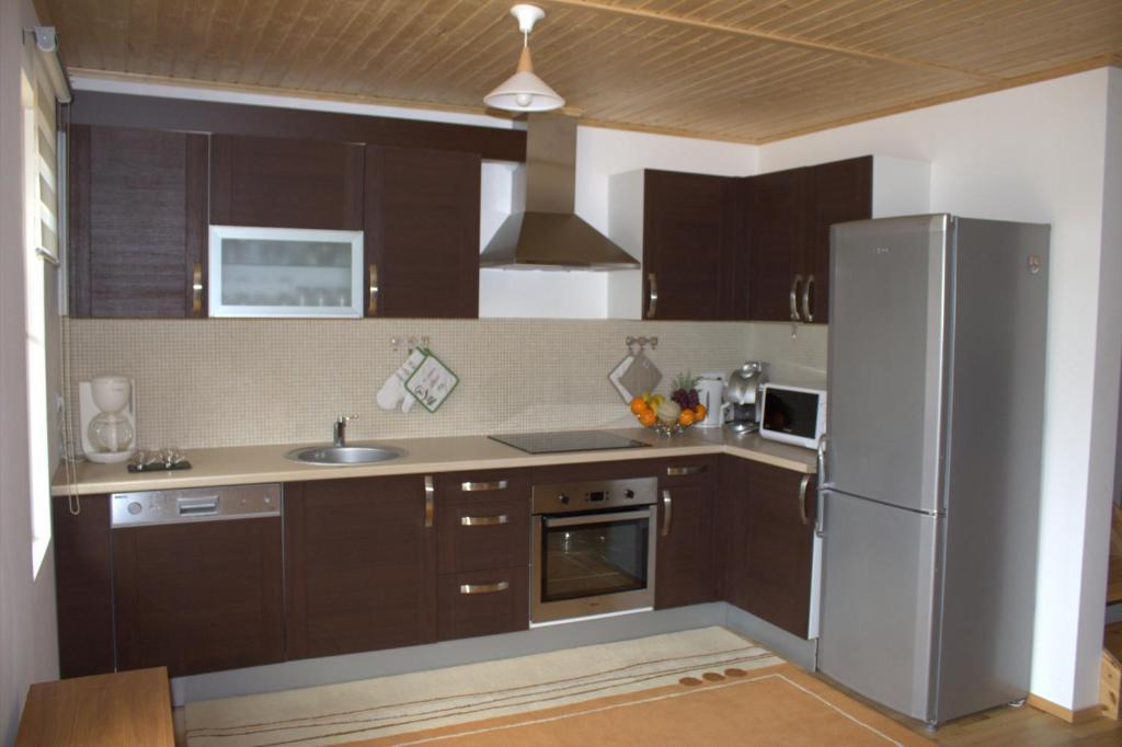 Les Chalets Fleurs De France - Kota Saint-Dalmas Номер фото