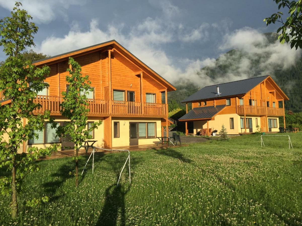 Les Chalets Fleurs De France - Kota Saint-Dalmas Екстер'єр фото
